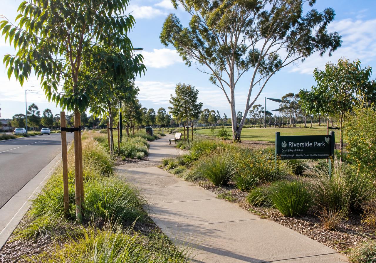 Riverside Park Streetscape